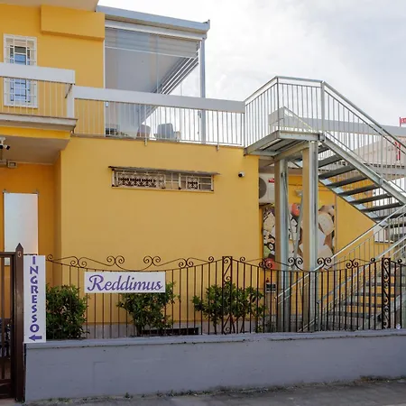 Reddimus Bed & Breakfast Napels