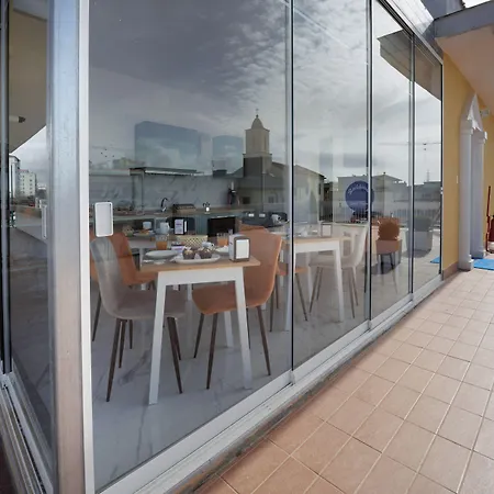 Reddimus 4* Nápoles