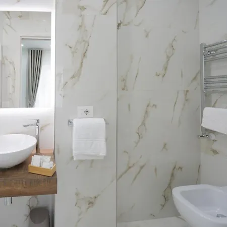 Reddimus Naples