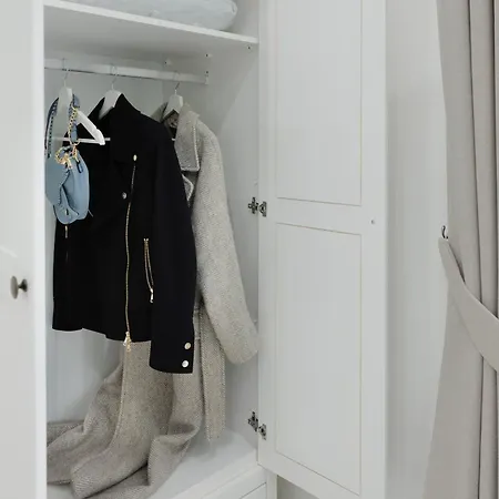 Reddimus 4* Νάπολη