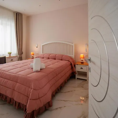 Reddimus Naples