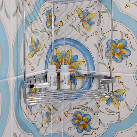 Reddimus Panzió Nápoly