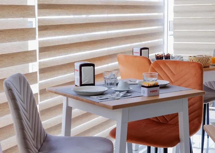 Oda ve Kahvaltı Reddimus 4*