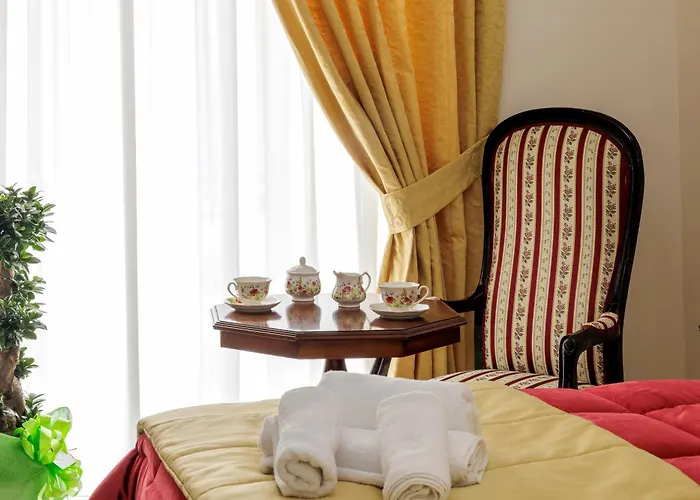 Oda ve Kahvaltı Reddimus 4*