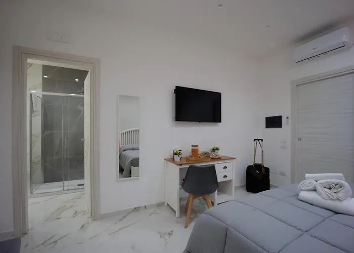 Oda ve Kahvaltı Reddimus Napoli