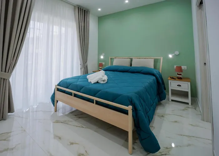 Reddimus Oda ve Kahvaltı 4*