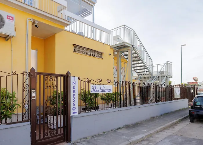 Oda ve Kahvaltı Reddimus 4*